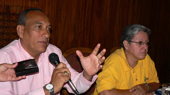 Cirilo Otero e Ana Quiroz durante la conferenza stampa (© Foto G. Trucchi)  
