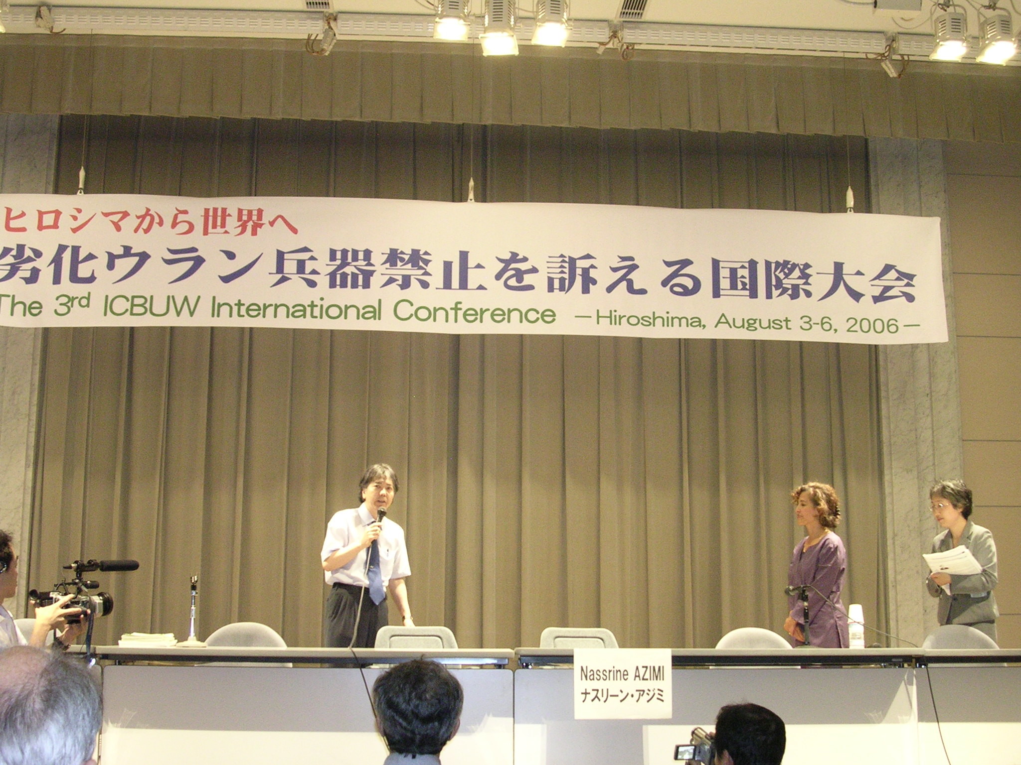 prof. Nobuo Kazashi, coordinatore della III conferenza all'ultima sessione della giornata conclusiva