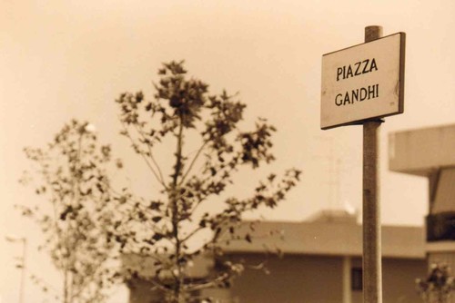 Piazza Mohandas K. Gandhi (Richiesta dalla Casa per la nonviolenza).