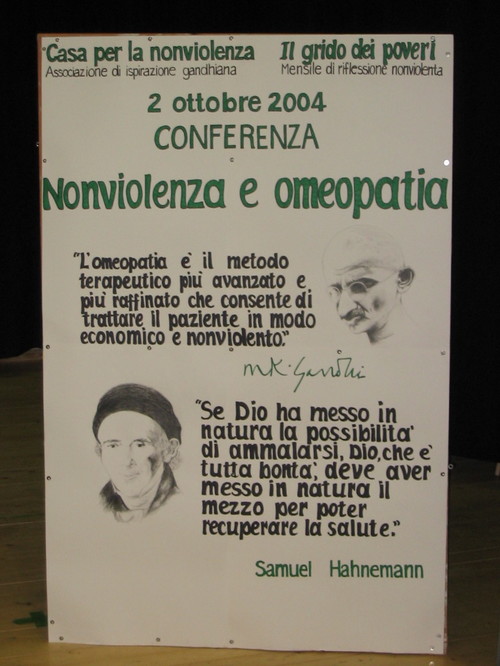 Conferenza sul tema: "NONVIOLENZA E MEDICINA OMEOPATICA" - 2 ottobre 2004. 