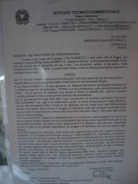 Pannello che ritrae la petizione, al Presidente della Repubblica, del Comitato Pro Sabbetta per l’ottenimento del riconoscimento delle gesta tributandolo a tutti i protagonisti della vicenda di Tor Mancina.