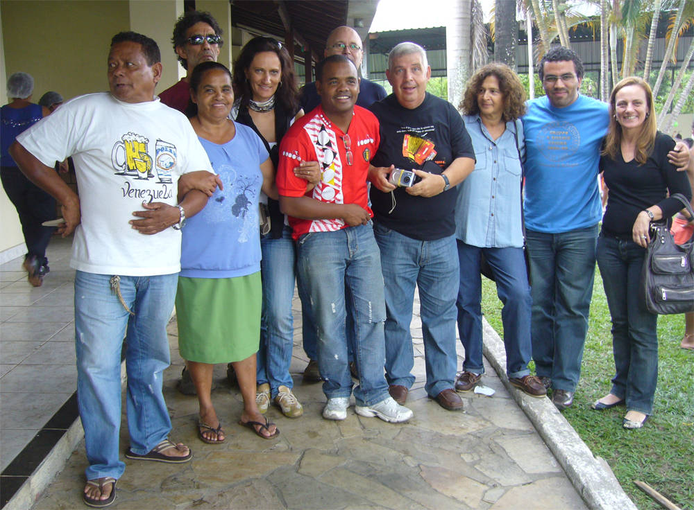 Alla festa dei bambini del "bairro Alterosa" a Betim (Minas Gerais) il 10.10.2009