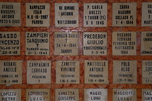 Padova,il Tempio dell'Internato Ignoto,le tombe delle vittime dei campi nazisti