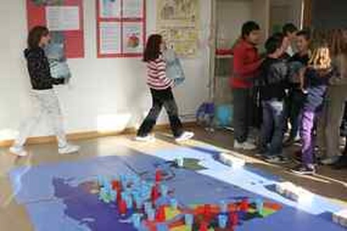 Visita di una classe alla mostra interattiva H2OK a Rovereto dal 23 nov al 4 dic '09