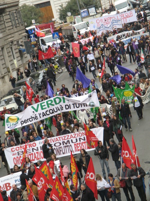 Roma sabato 20 marzo 2010 MANIFESTAZIONE NAZIONALE perché l'acqua rimanga un bene pubblico