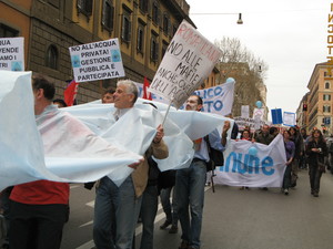 Roma sabato 20 marzo 2010 MANIFESTAZIONE NAZIONALE perché l'acqua rimanga un bene pubblico. Delegazione da Verona