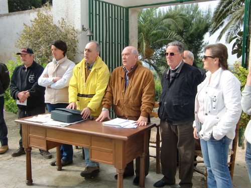 Altamarea presenta le risultanze dell’incontro avuto con i parlamentari   in merito alla bozza di proposta di legge per l’indennizzo degli allevatori di Taranto colpiti dall’emergenza diossina. 