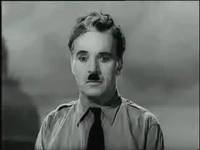 Chaplin nel film "Il Grande Dittatore" (1940)