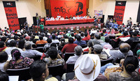 Honduras: Un secco "no" del FNRP alla proposta di dialogo-farsa con Lobo