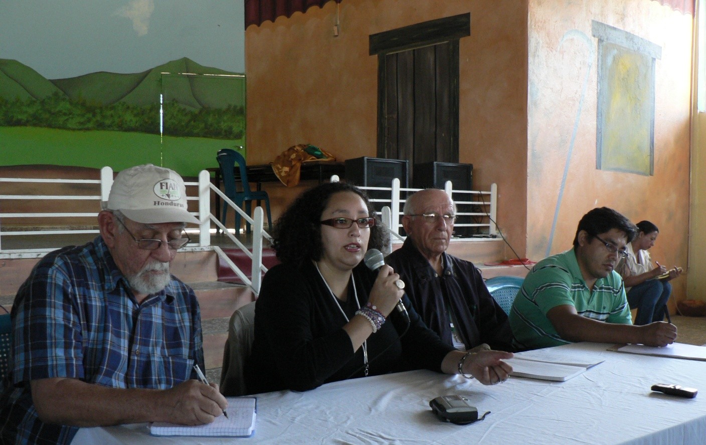 Conferenza stampa a Tocoa, dipartimento di Colón (Foto G. Trucchi)
