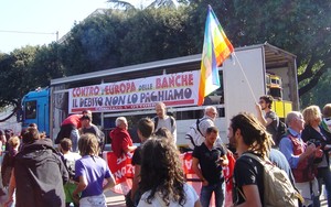 Pronti per iniziare la Manifestazione degli Indignados del 15. ott.2011