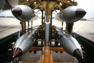 bombe B-61