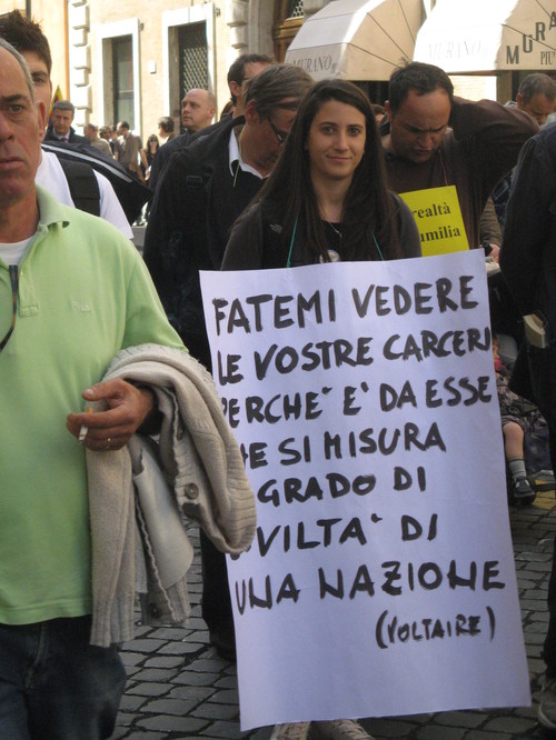 Roma, 25 aprile 2012. Marcia per l'amnistia, la giustizia e la libertà promossa da Rita Levi Montalcini, Rudra Bianzino, Ilaria Cucchi, Lucia Uva insieme al Partito Radicale Nonviolento 