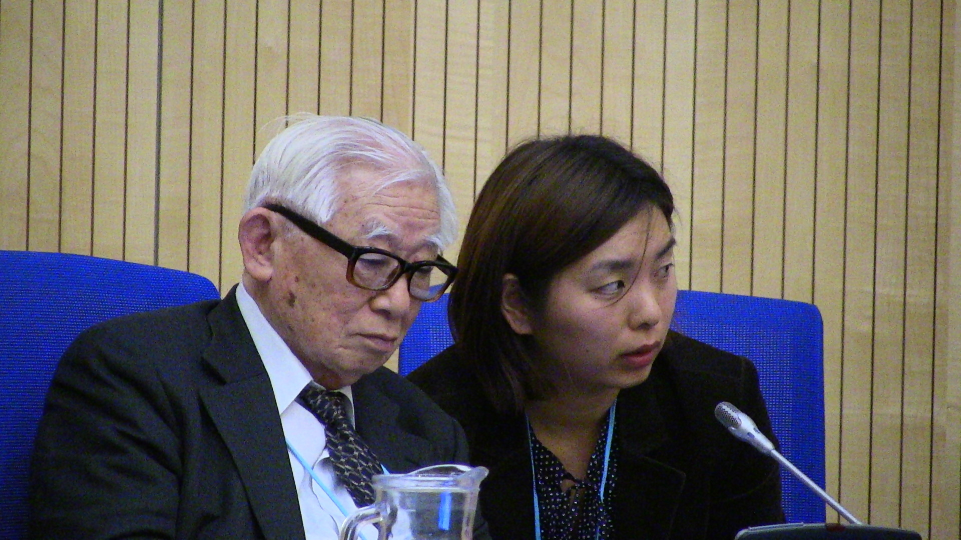 La presenza di Mikiso Iwasa, sopravvissuto alla Bomba, ha aggiunto viva testimonianza alla pressante richiesta di "Ban the Nuclear Weapons"