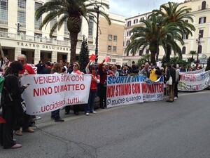 12 aprile 2014, Roma. Presidio Nazionale per chiedere protezione per il sostituto procuratore Nino Di Matteo 