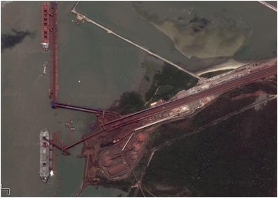 I binari e le navi di São Luis (google map, riproduzione aprile 2014)