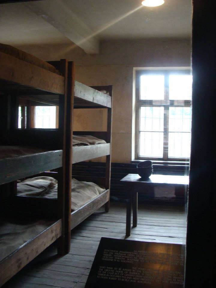 Interno dei blocchi delle camerate di Auschwitz.