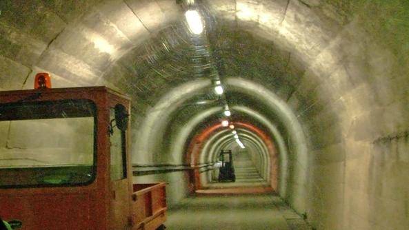Un tunnel della base di West Star
