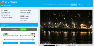 Uno screenshot del sito web marinetraffic.com che mostra l'attuale posizione della nave carica di pet coke e giunta nel porto di Taranto