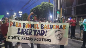 Manifestazione a Teguigalpa (foto Herrera Portillo)