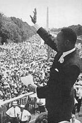 Martin Luther King parla alla folla