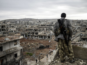Arab Spring: the city of Raqqa, devastated. La primavera araba: la città di Raqqa, devastata.