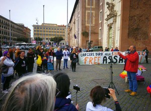 L’intervento di Franco Fracassi al comizio di Roma, piazza della Repubblica.
