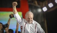 Brics, Lula propone una moneta unica contro il dollaro