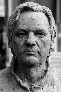 Ritratto di Julian Assange