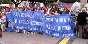 La violenza cieca non vedrà mai il cielo azzurro della vittoria! Contro il sistema di morte mafioso la vita della società civile e dei giovani