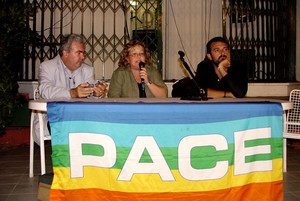 Da sinistra, Roberto Del Bianco di Peacelink, Isabella Becucci di Emergency e Christian Elia di Peacereporter.