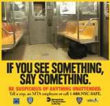 il manifesto apparso nella metropolitana di NYC