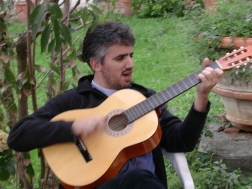 Francesco Iannuzzelli, anche lui peacelinker chitarrista