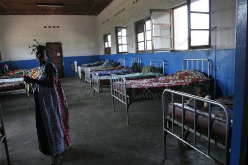 Ospedale di Kimbau, padiglione di medicina interna.