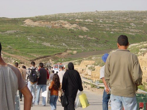 Ramallah: tensione al check point di Surda