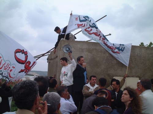 Tul Karm: manifestazione contro la costruzione del muro