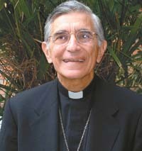 Francisco Polti, 67, laureato in legge, dell' Opus Dei.