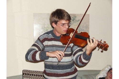 ... violino...