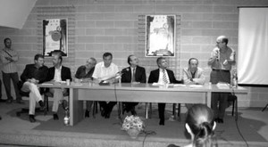 Da sinistra Massimo Ostillio, Paolo Ciocia, Peter Giacovelli, Alfredo Cervellera, Ezio Stefàno, Nichi Vendola, Guglielmo Minervini, Lucio Pierri