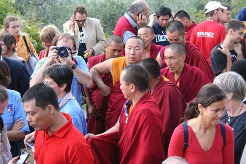 Da Perugia ad Assisi, tutti i diritti umani per tutti Il gruppo dei monaci tibetani