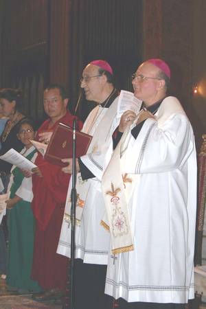 Veglia di preghiera del 6 ottobre 2007 a Perugia, nella Cattedrale di San Lorenzo, in occasione della Marcia Perugia Assisi- Il saluto di mons. Giuseppe Chiaretti, Arcivescovo di Perugia
