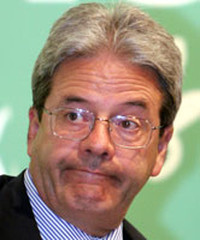 Il ministro delle comunicazioni Paolo Gentiloni